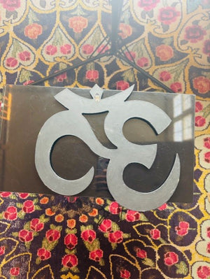 Om Mosaic Signs